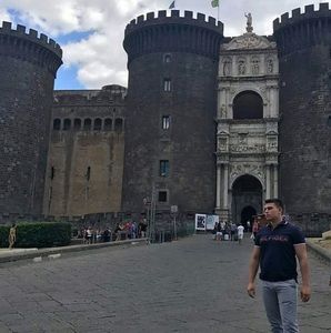 Meet your Posher, Leonardo